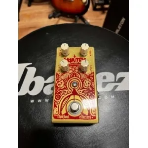Blackout Effectors Mantra Overdrive pedál